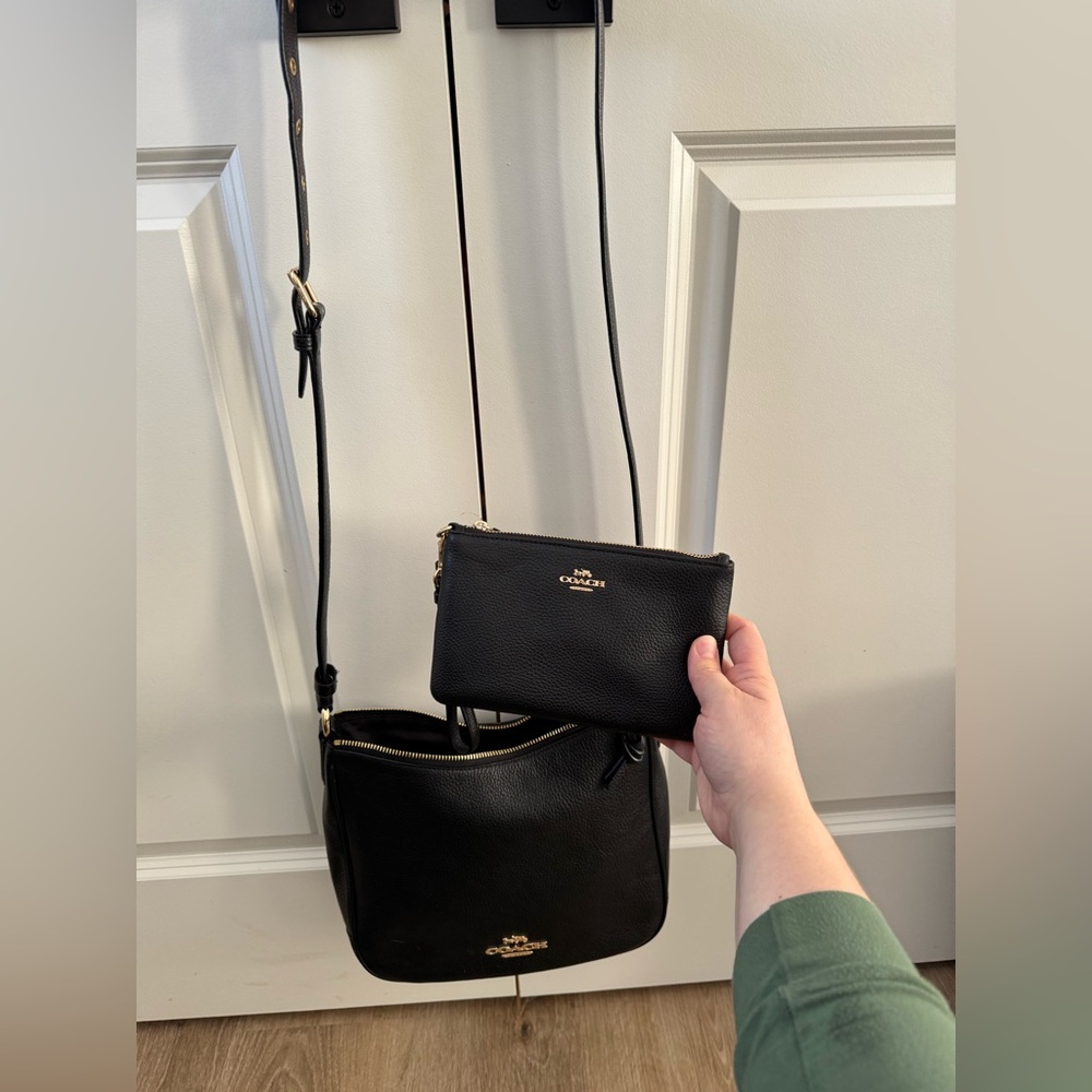 Like New Coach Ellie Crossbody and Wristlet (BNWT)